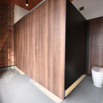 Flush-fronted HPL Toilet Cubicles (30mm Thick)