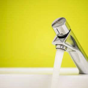 What different types of commercial taps are available, and what are their benefits?