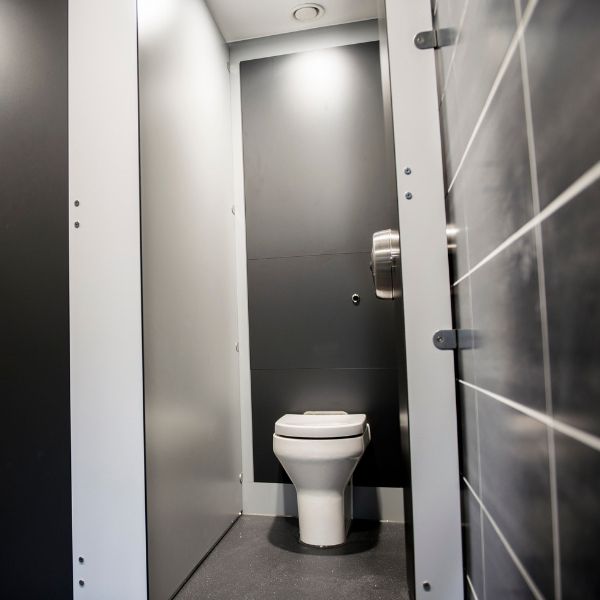 School Washroom Design for London Academy | Commercial Washrooms