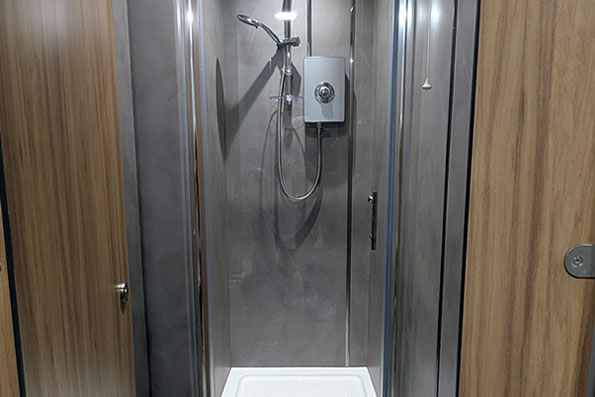 Shower Cubicle Bournemouth School For Girls - Faculty Toilet Refurbishment: Case Study