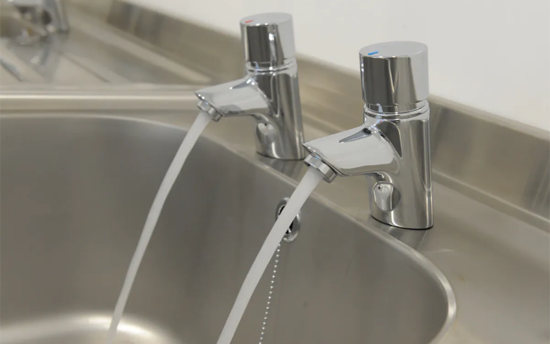 Chertsey Camping and Caravanning Club - Bib Taps