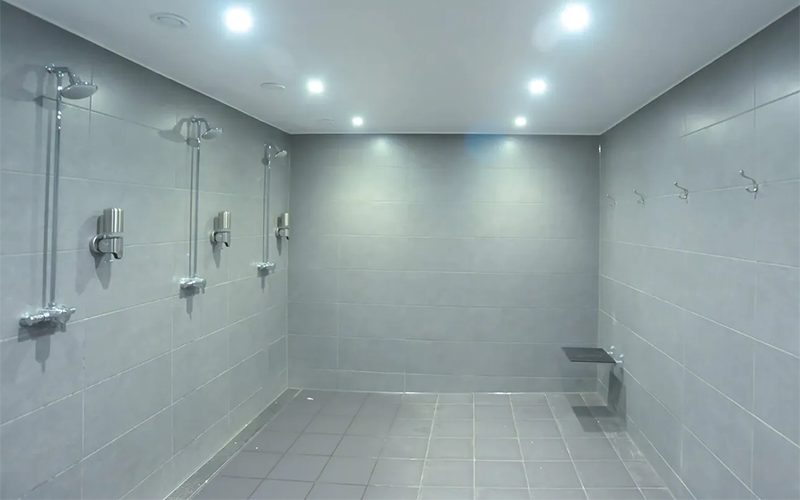 Crowborough Golf Club Men's Washroom Refurbishment - Showers