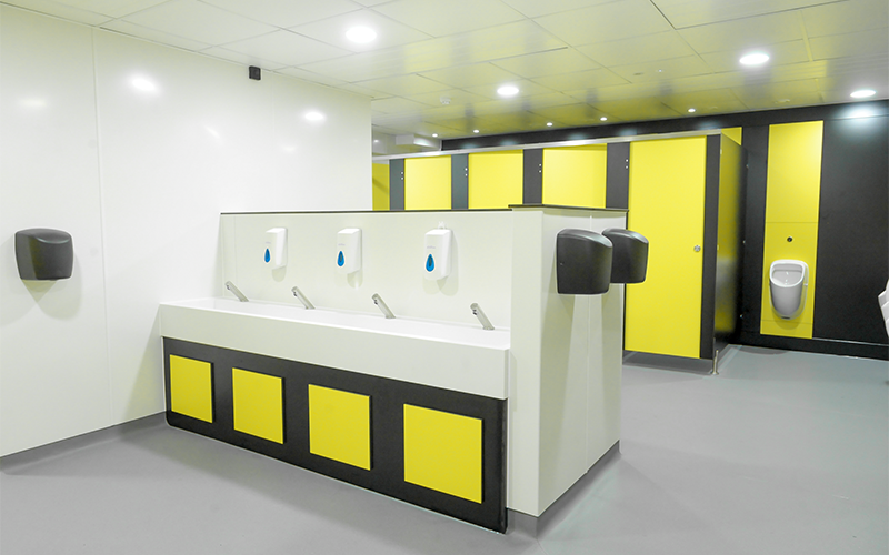 Hampton School Boys Toilet - Overview