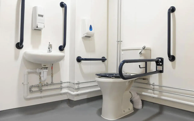 Ludlow Junior School - Disabled Washroom