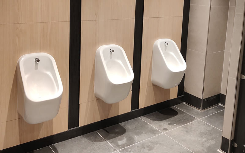 Royal Ocean Racing Club Isle of Wight - Urinals