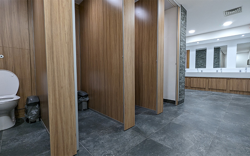 Utilita Energy Eastleigh - Toilet Cubicles