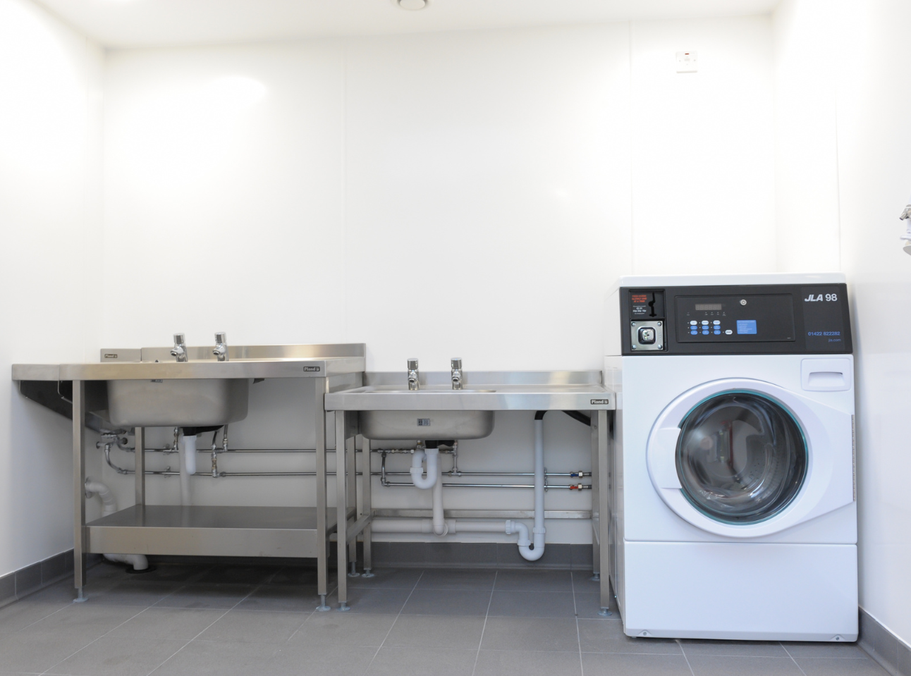 Chertsey Camping and Caravanning Club New Washing Facilities