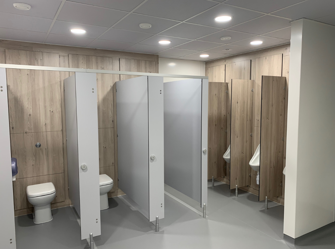 Gooch & Housego Washroom Refurbishment - Commercial Washrooms