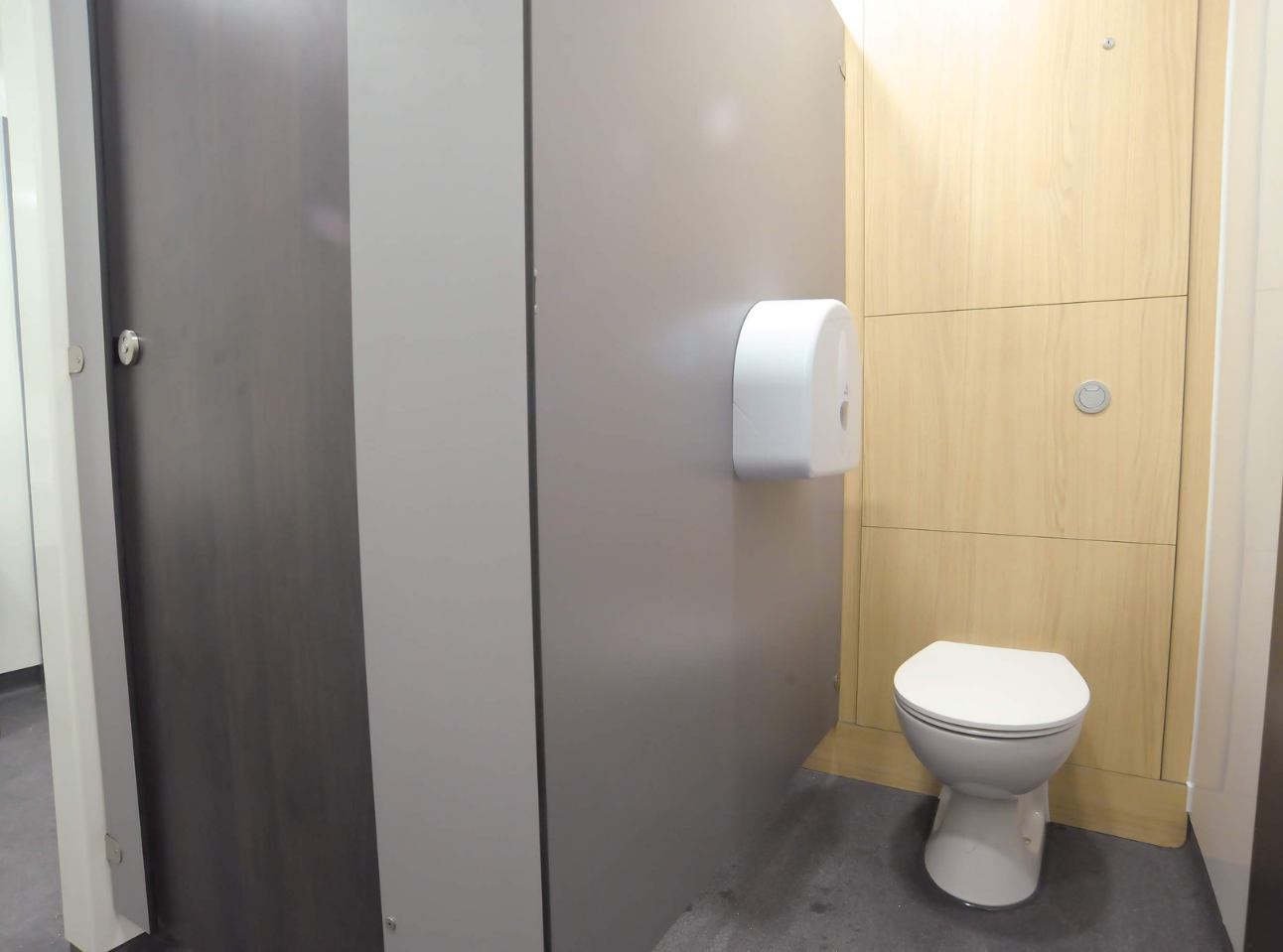 Ocado Supermarket Hatfield | Commercial Washrooms