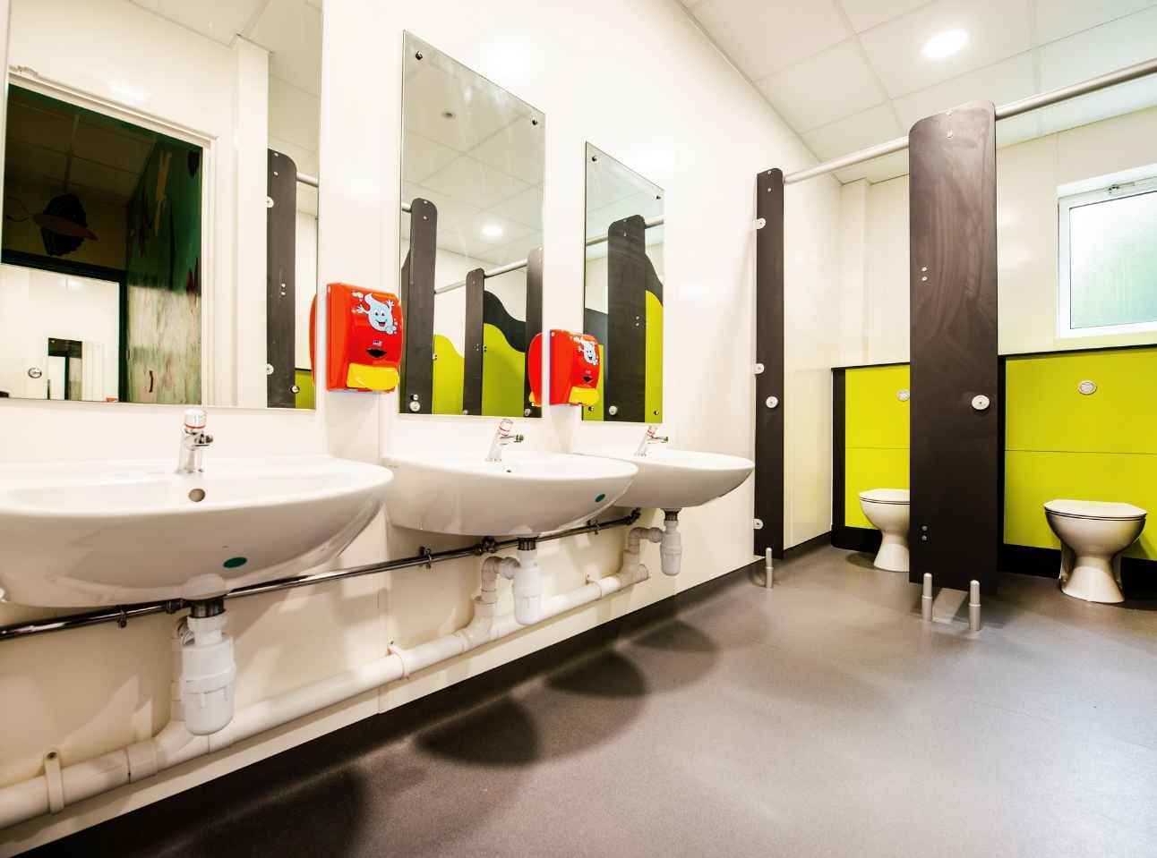 Ridgeway Primary School | Case Study | Commercial Washrooms