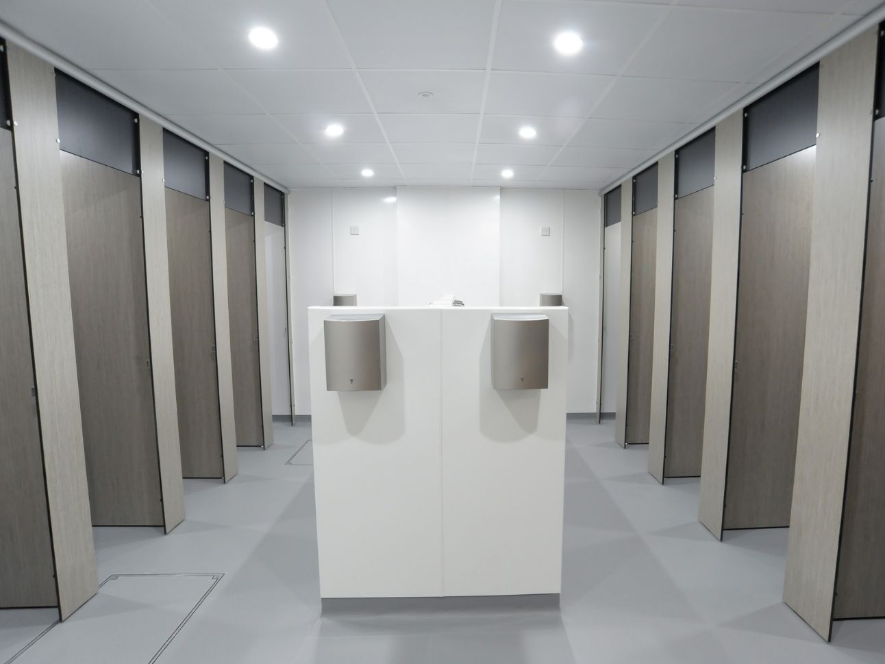 Shaftesbury School Unisex Toilets | Case Study | Commercial Washrooms