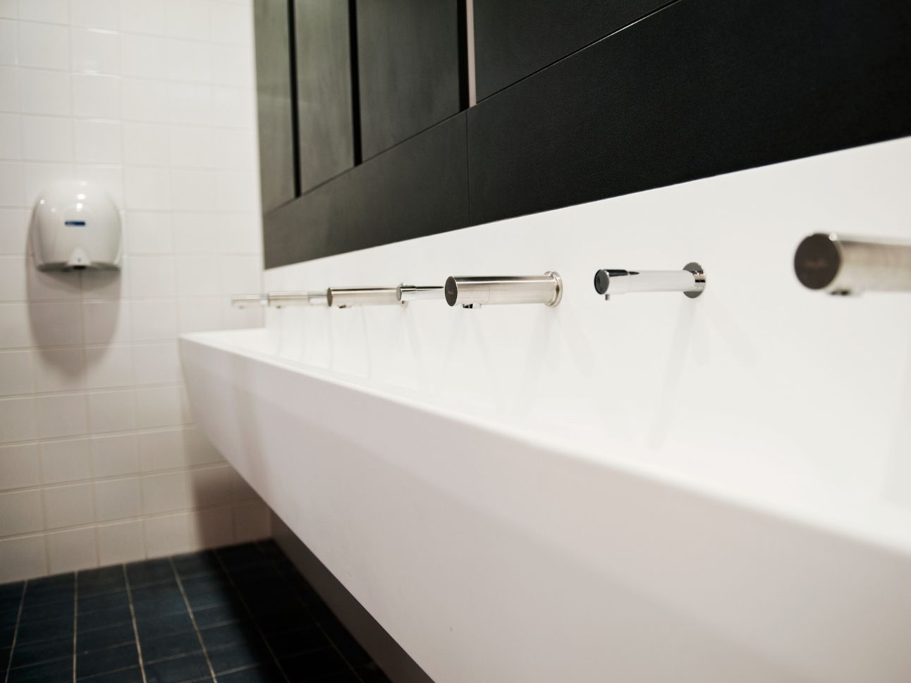 Spitalfields Market | Refurbishment | Commercial Washrooms