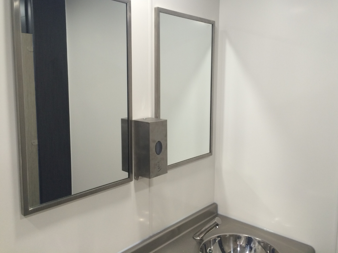 Metroline Washroom Case Study | Commercial Washrooms