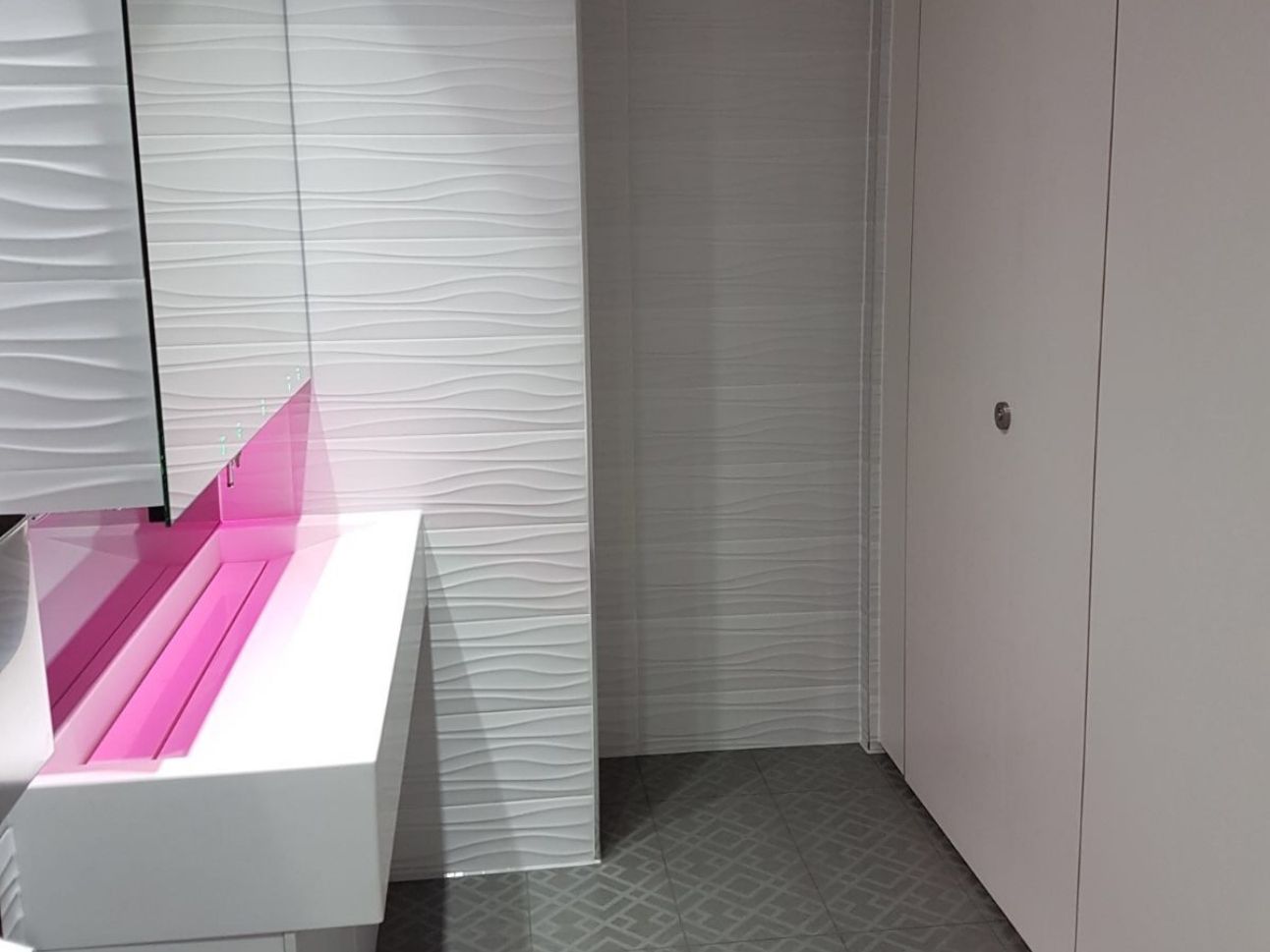 London Office Washroom Refurbishment | Commercial Washrooms