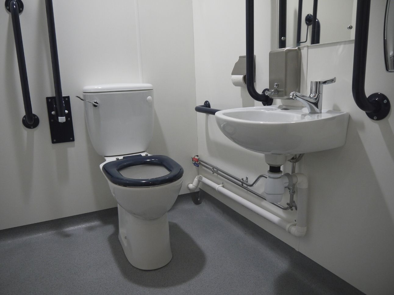 Washroom Refurbishment Key Centre at Elvetham Heath Commercial