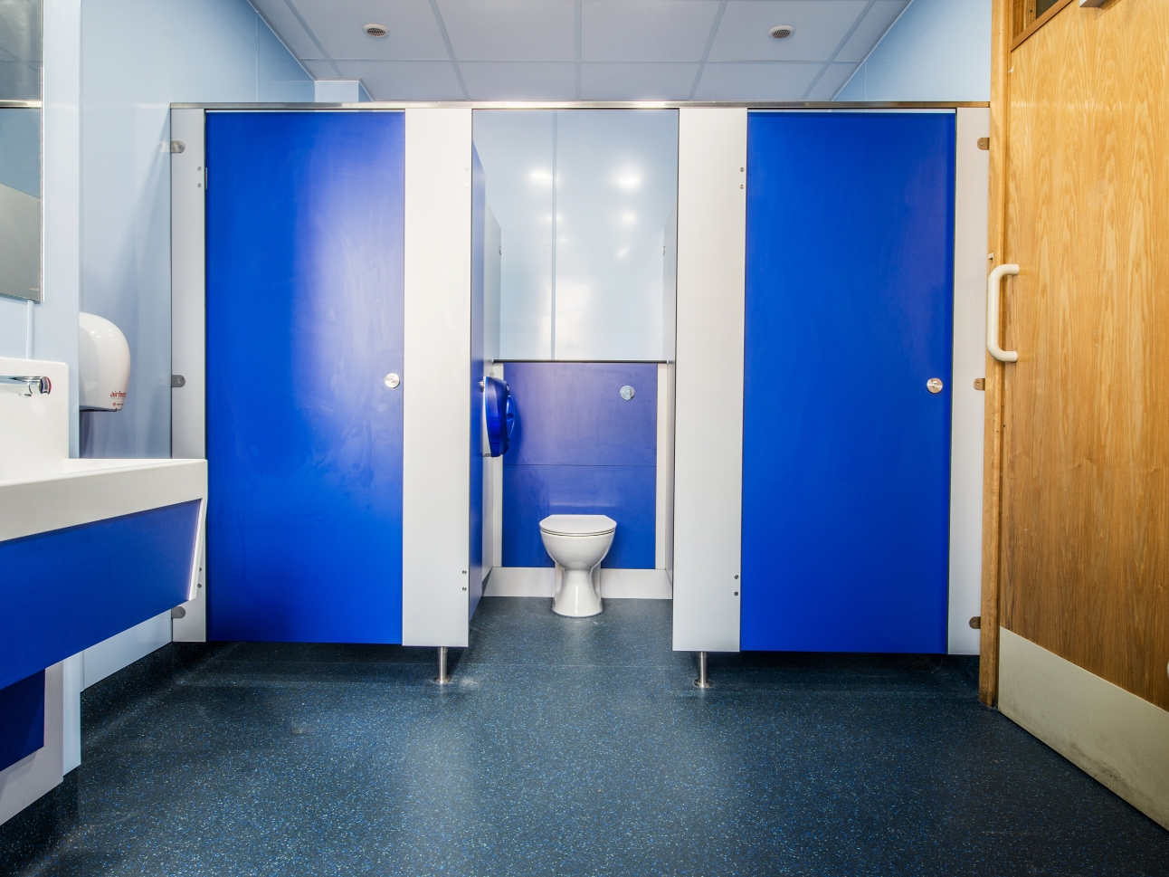 Gravesend Grammar School Toilet Refurbishment | Commercial Washrooms