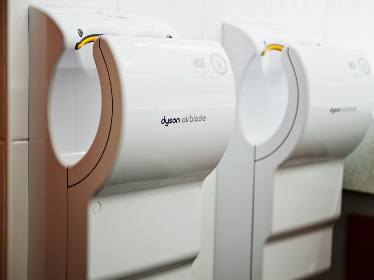 Dyson airblade