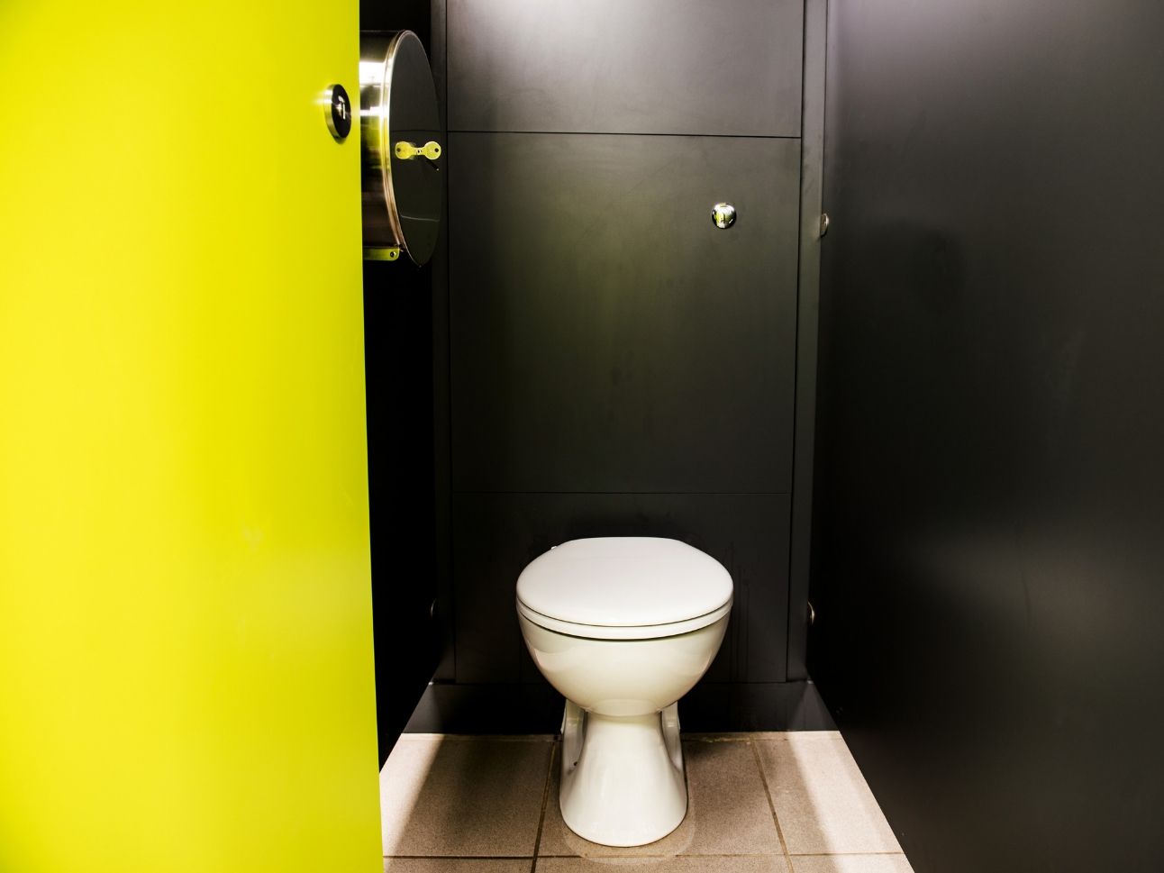 Theme Park Toilet Block Refurbishment | Commercial Washrooms